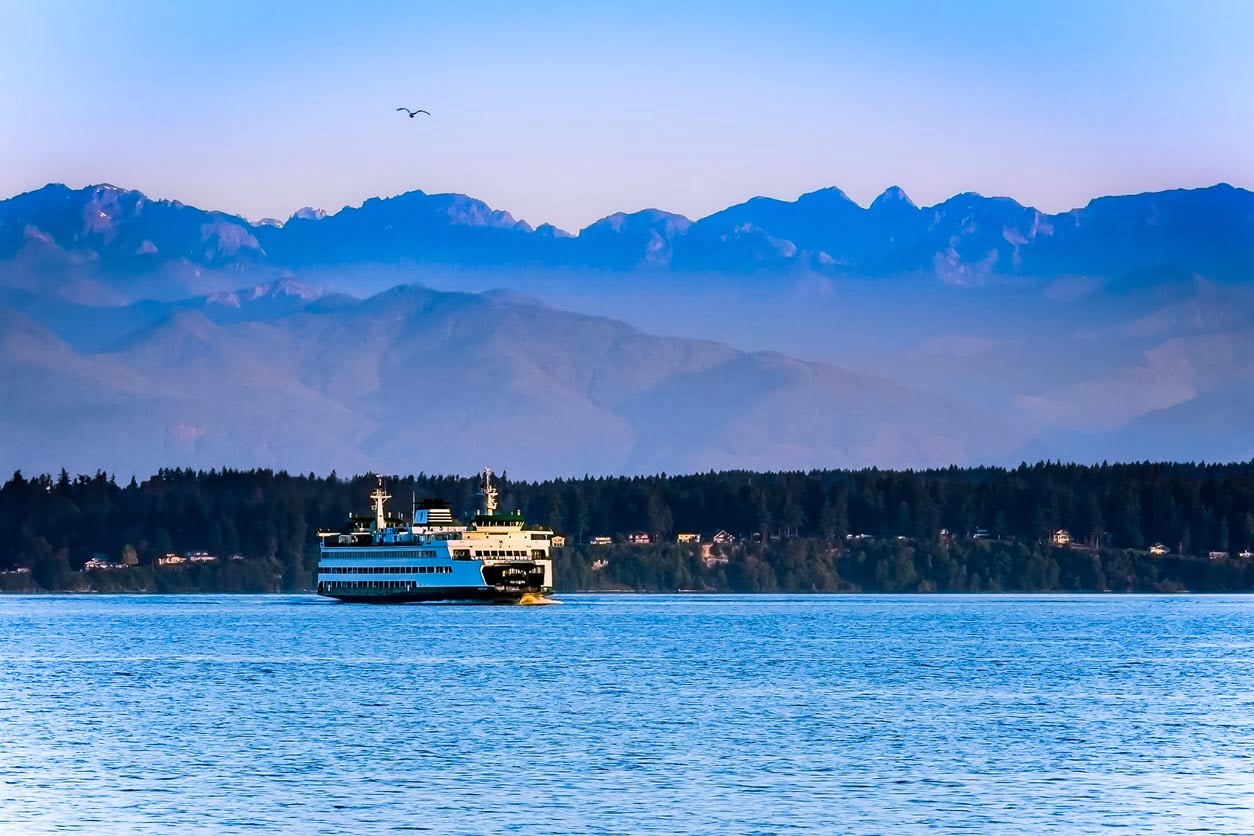 ferry sur les eaux de Seattle