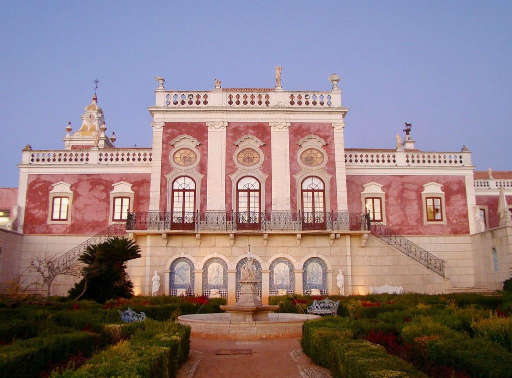 Palacio De Estoi