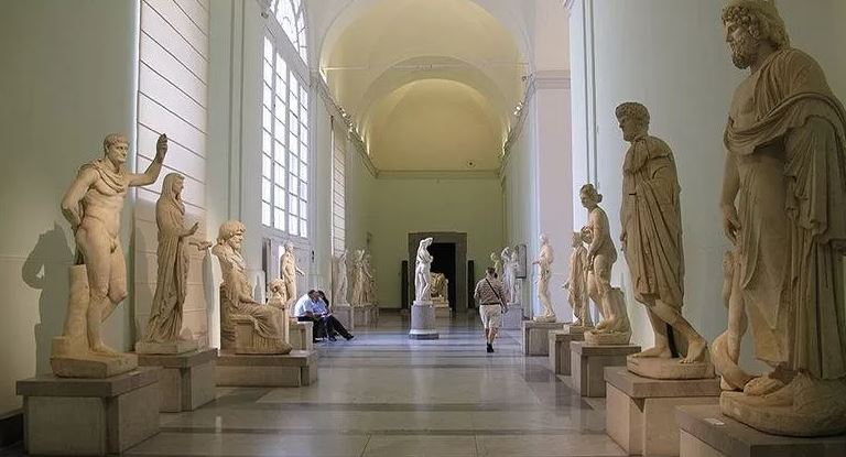 Musée Archéologique National De Naples