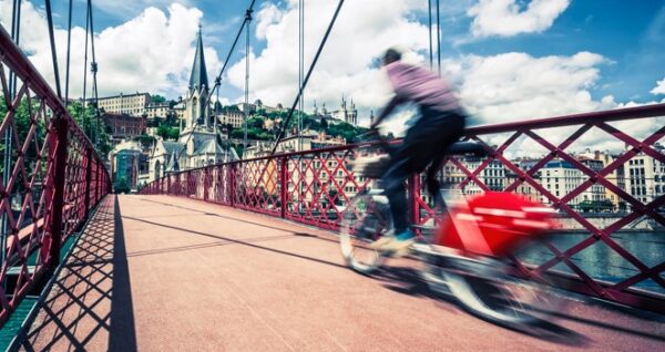 Voyage à Lyon Se Déplacer En Vélo