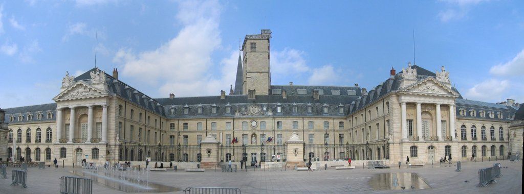 Palais Duc De Bourgogne Dijon